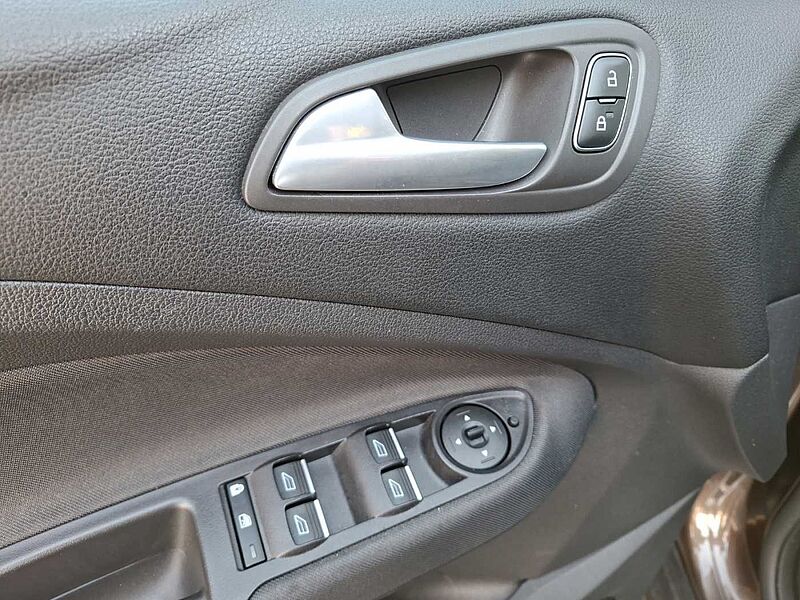 Ford Grand C-Max Titanium Navi WiPa 7 Sitze