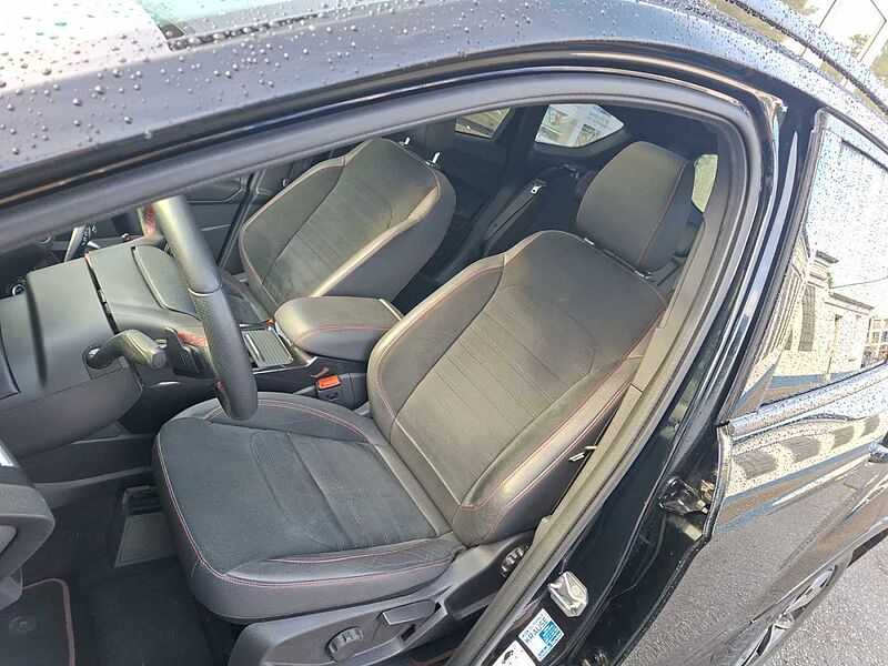 Ford Kuga ST Line AHK PaNo 1.Hand 4WD