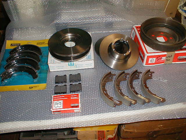 Bremsklötze / Bremsbacken / Bremsbeläge / Bremsscheiben für alle Modelle von 1948 - 2014 error_file_does_not_exist